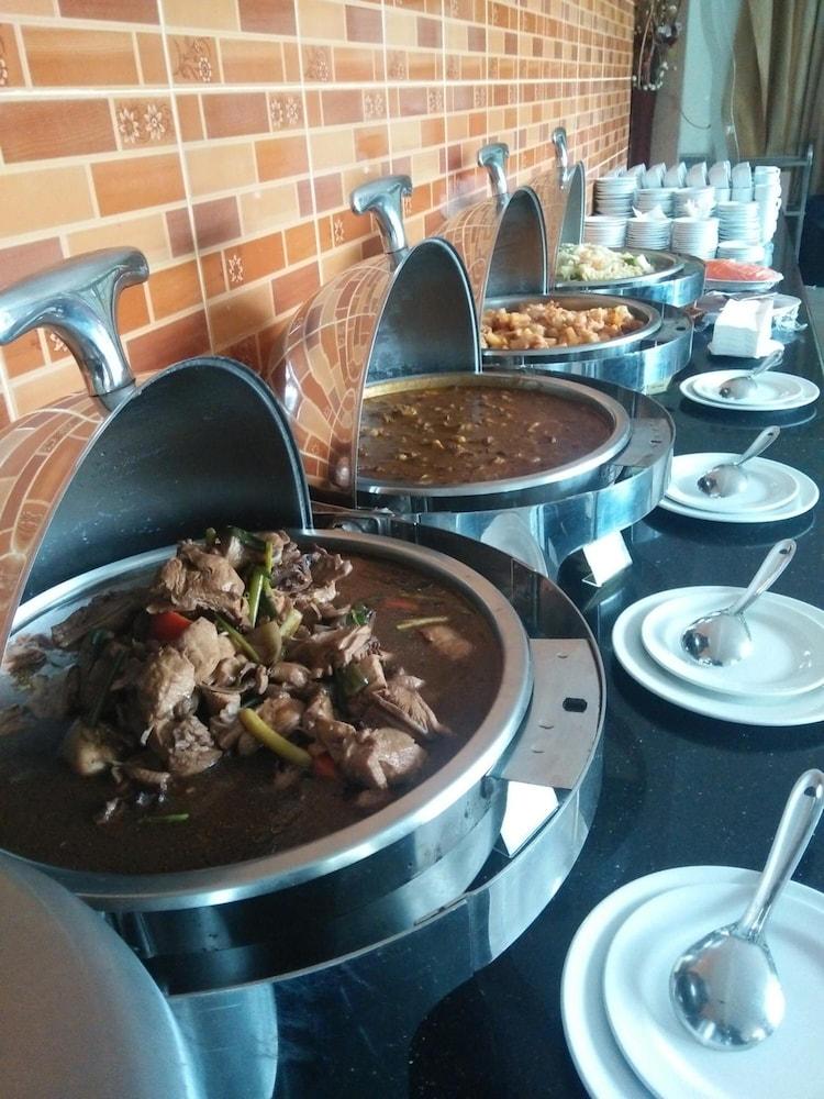 Sutera Hotel 3*